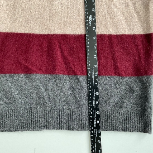 Charter Club Luxury 100% Cashmere V-Neck Sweater XL Colorblock Striped Classic - Picture 4 of 10